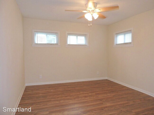 Building Photo - 3 br, 2 bath House - 450 Waverly Road,