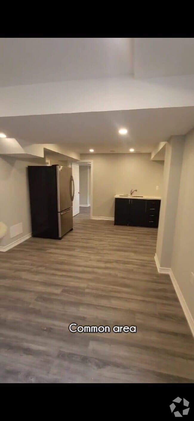 Building Photo - 5571 Loonlake Av