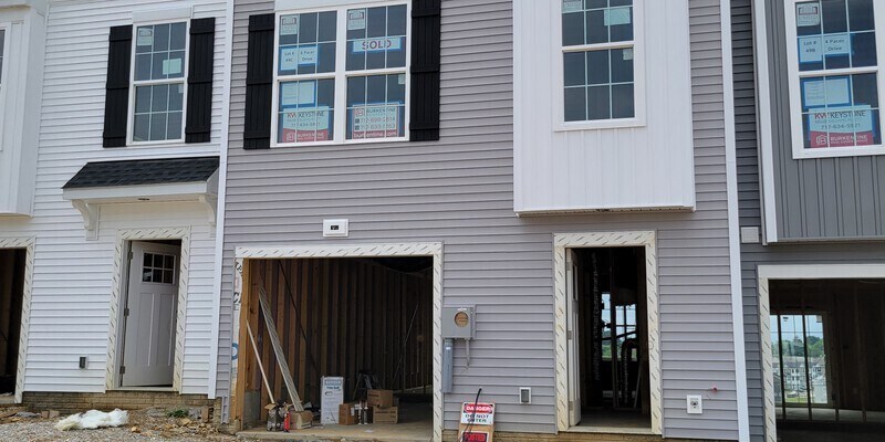 Foto principal - 4 Pacer Drive