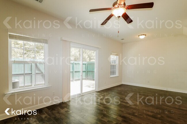 Foto del edificio - 407 Ferguson Ln