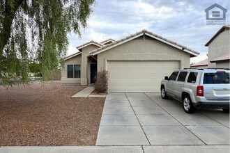 Building Photo - 8630 W Las Palmaritas Dr