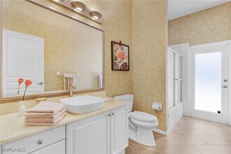 Building Photo - 258 Monterey Dr