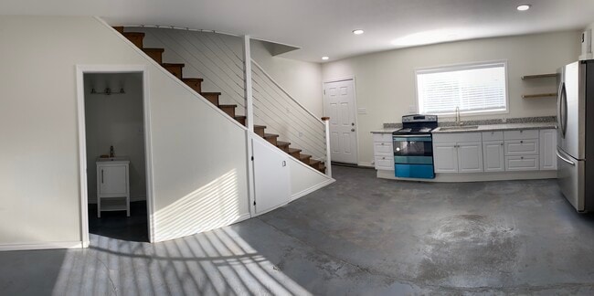Building Photo - 5325 Avenue R 1/2