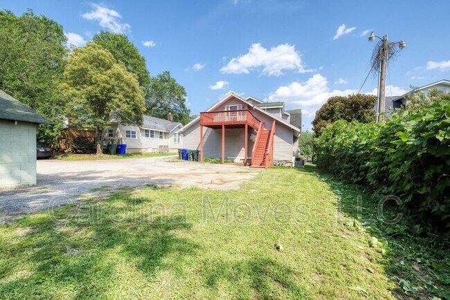 Foto del edificio - 1407 E North St