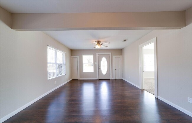 Building Photo - 3020 James Avenue