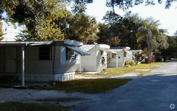 Primary Photo - Meadowlark Estates