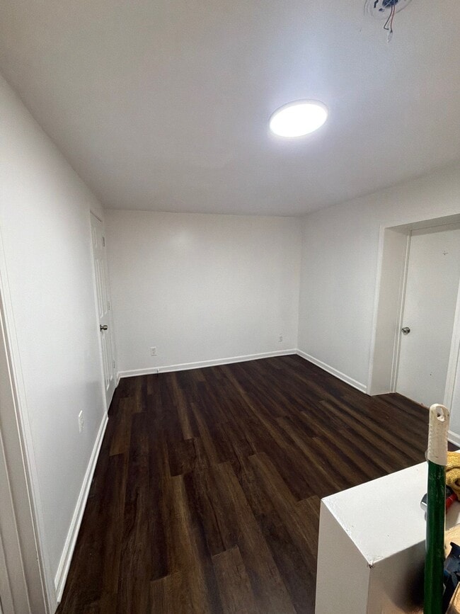 Photo - 3201 - 3205  Harrison St / 902 Forrer St Apartment
