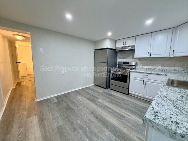 Foto del edificio - 5115 Keystone St