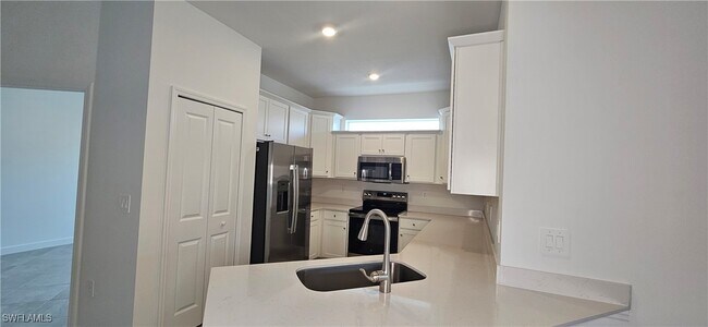 Foto del edificio - 20697 Hazelnut Ct