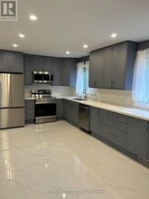 Building Photo - 21 Tamora Ct