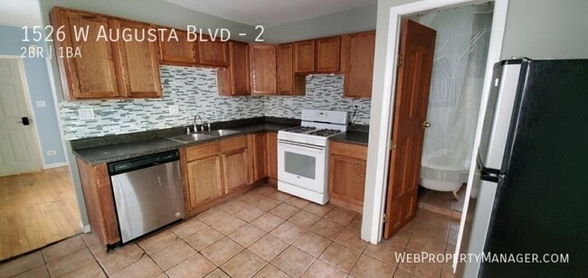 Photo - 1526 W Augusta Blvd-2 Apartment