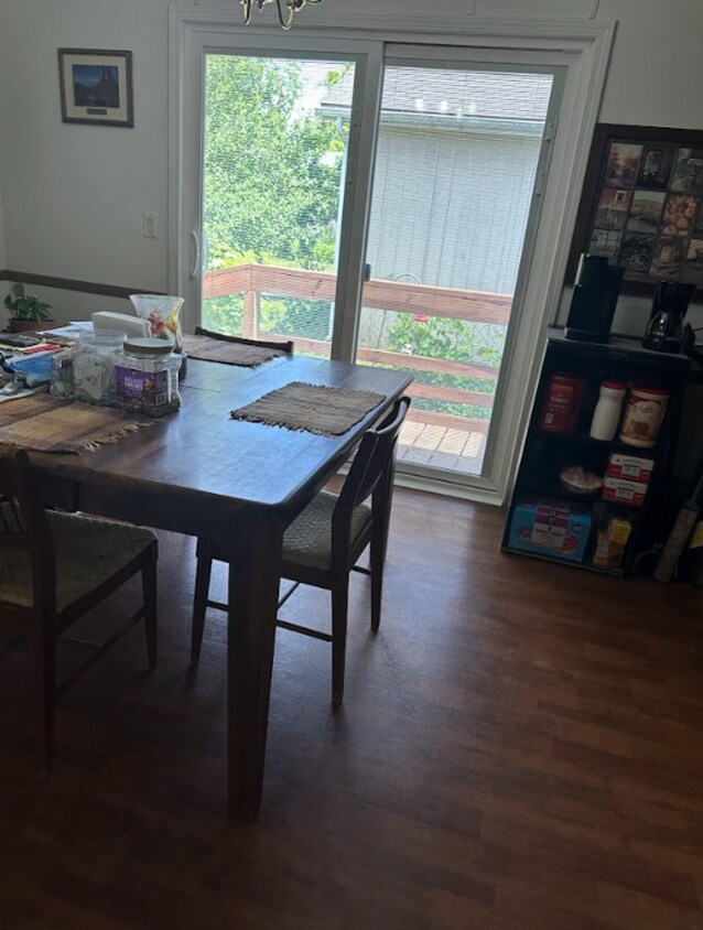 Building Photo - Newly Remodeled 3 Bedrrom– Move-In Ready!