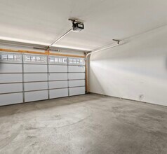 Building Photo - 3368 S Biscay Way