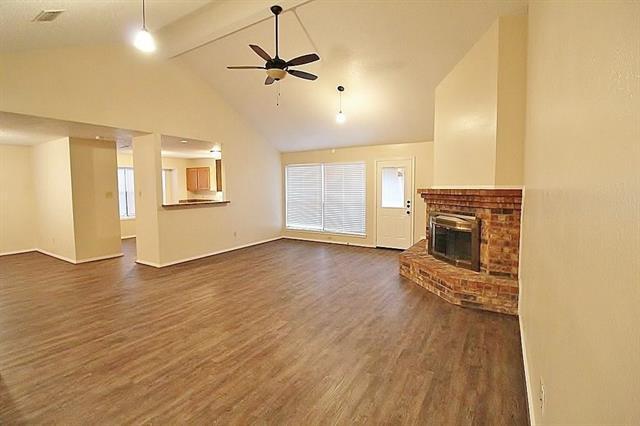 Foto del edificio - 910 Elliott Dr