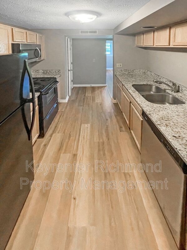 Foto del edificio - 9389 Horse Castle Ct