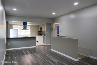 Building Photo - 4608 Cliff Ave