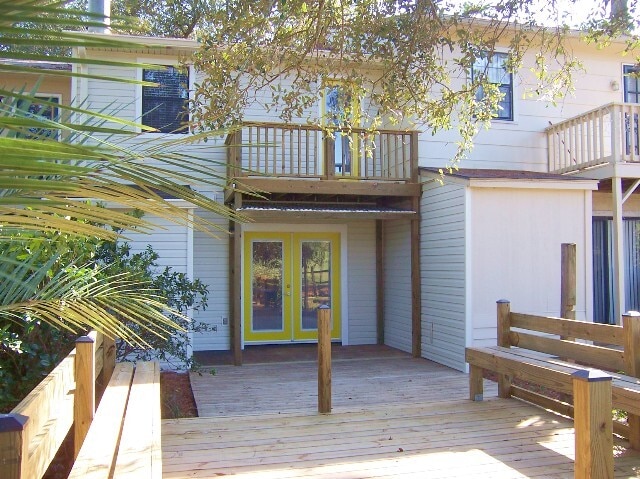 Building Photo - 1930 Larette Dr