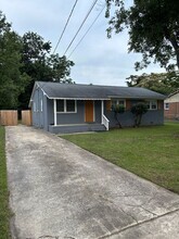 Building Photo - 1083 Revere St