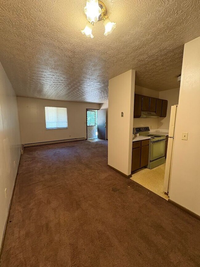 Foto del edificio - One bedroom one bathroom apartment for rent