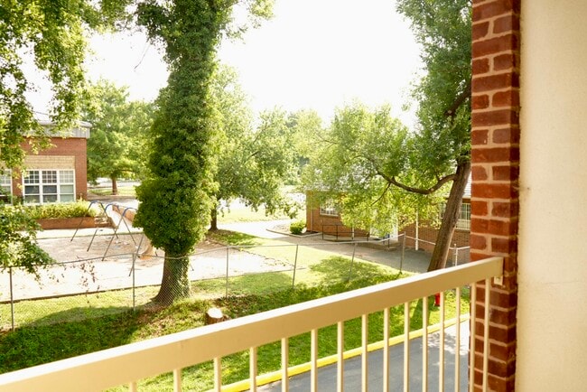 Building Photo - Venable Court Apartments