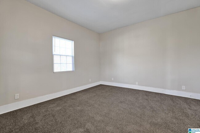 Foto del edificio - 2703 Dawson Ave SW
