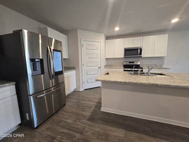 Foto del edificio - 4769 Firefly Ln