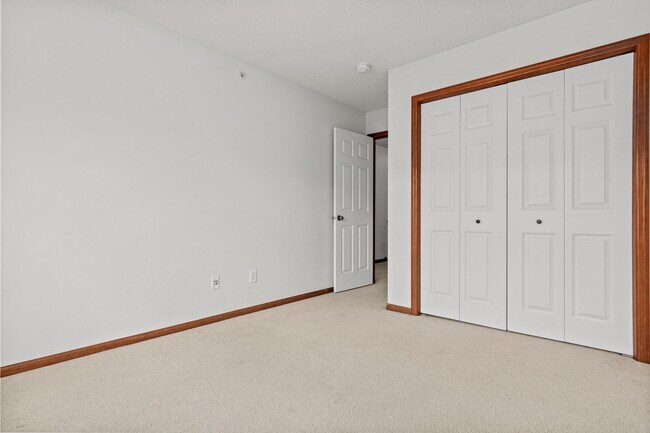 Foto del edificio - 13313 Virginia Ave S