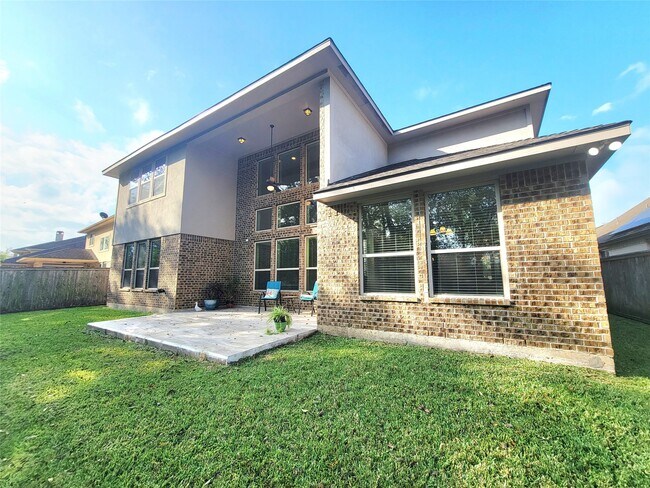 Building Photo - 5822 Crawford Hill Ln