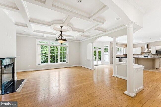 Foto del edificio - 6504 Divine St