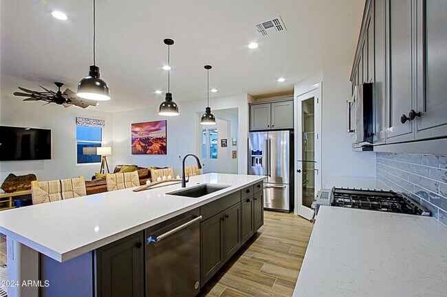 Foto del edificio - 17221 W Middlebury St