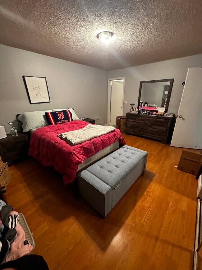 Foto del edificio - 800 Bearses Way