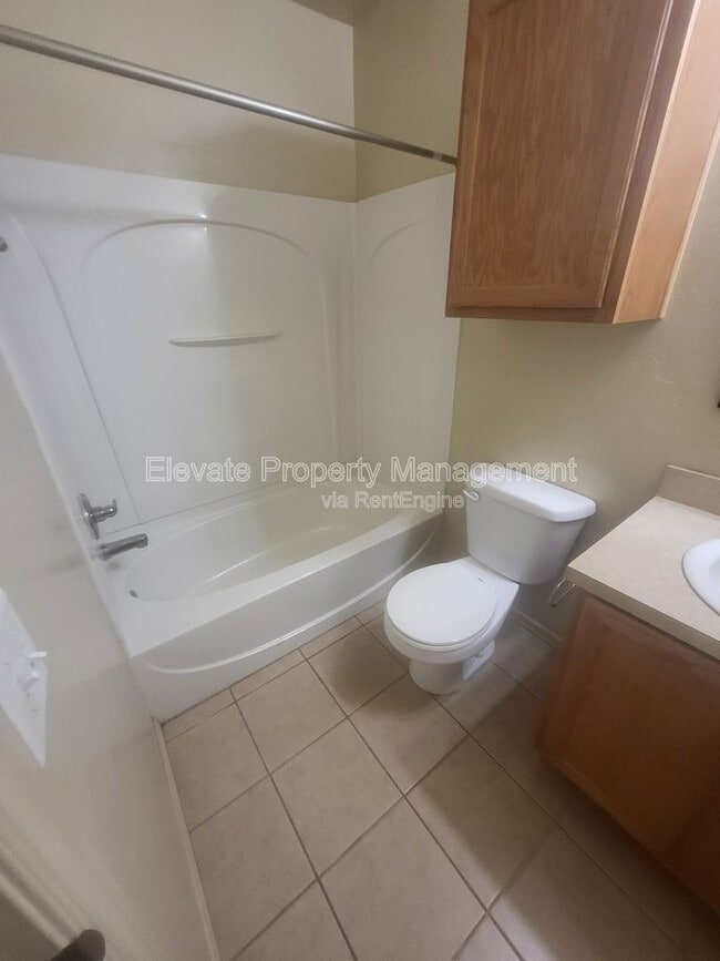 Foto del edificio - 923 West Prairie Wind Way