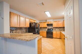 Building Photo - 19410 Rum River Ct