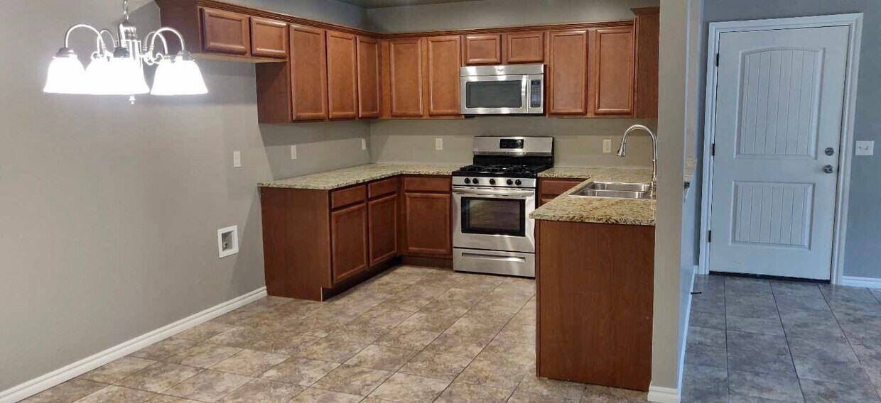 Foto principal - 209 Ashley Dr