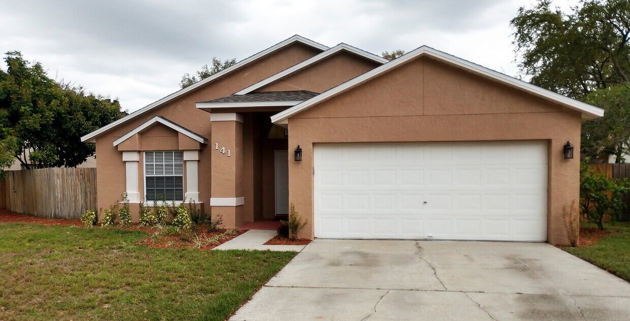 Foto principal - 3 Bed 2 Bath Lake Mary Home and Schools - ...