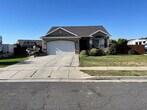 Foto principal - "Spacious 5-Bedroom Haven with 3 Full Bath...