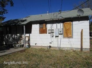 Building Photo - 2 br, 1 bath House - 908 W Summit St.