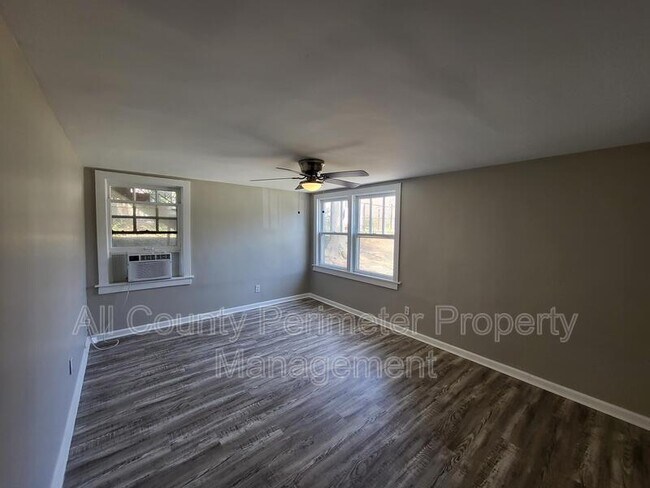 Foto del edificio - 3631 Washington St