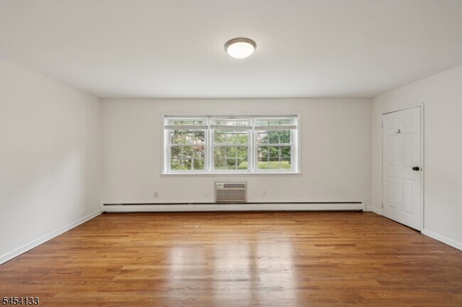 Building Photo - 161 Ridge Rd