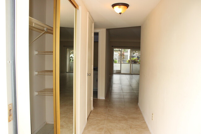 2720 Sw 22nd Ave Unit 1505, Delray Beach, Fl 33445 - Condo For Rent In 