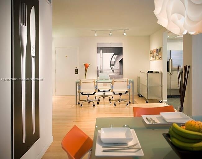 Building Photo - 1450 Brickell Bay Dr