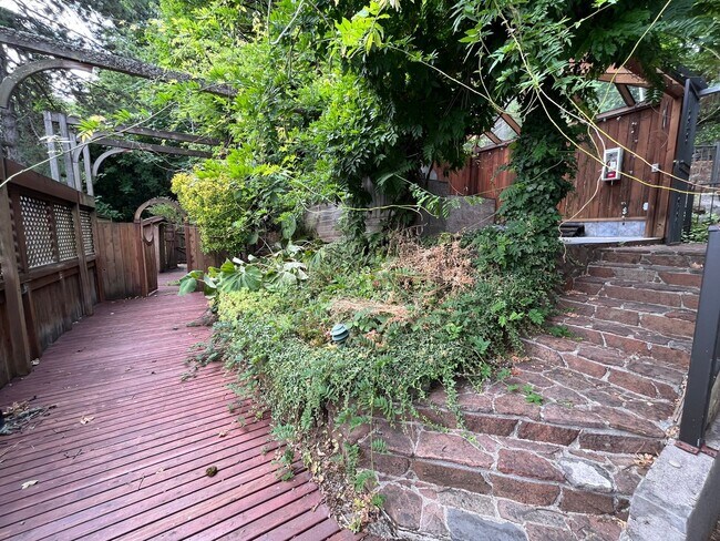 Foto del edificio - 225 SW Whitaker St