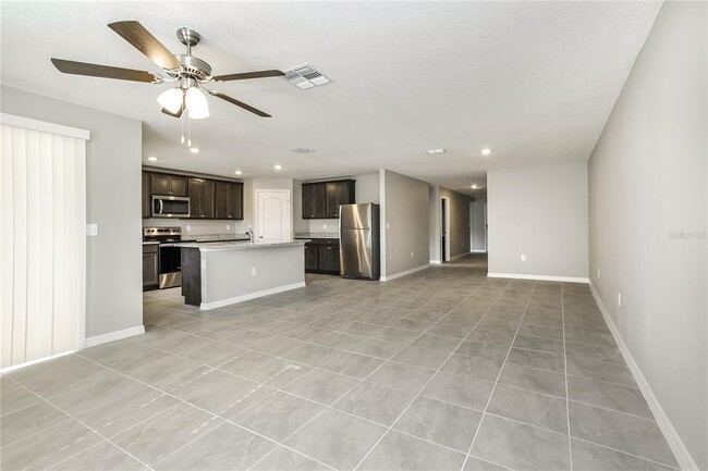 Foto del edificio - 1361 Brenway Dr