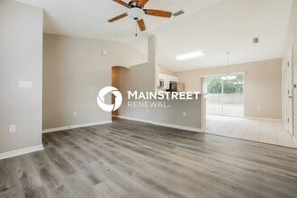 Building Photo - 4585 Bathfeld Rd