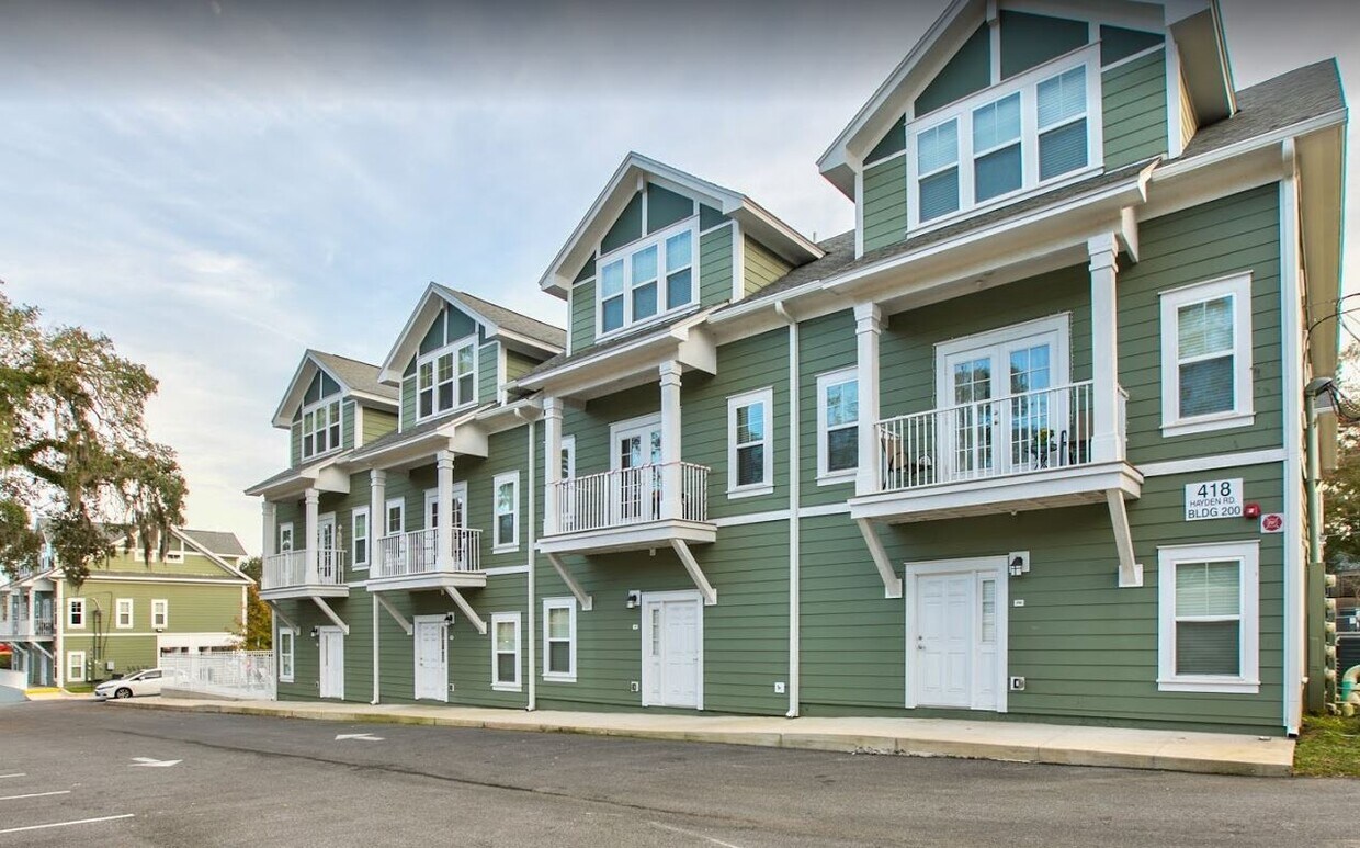 Hayden Commons Apartments in Tallahassee, FL