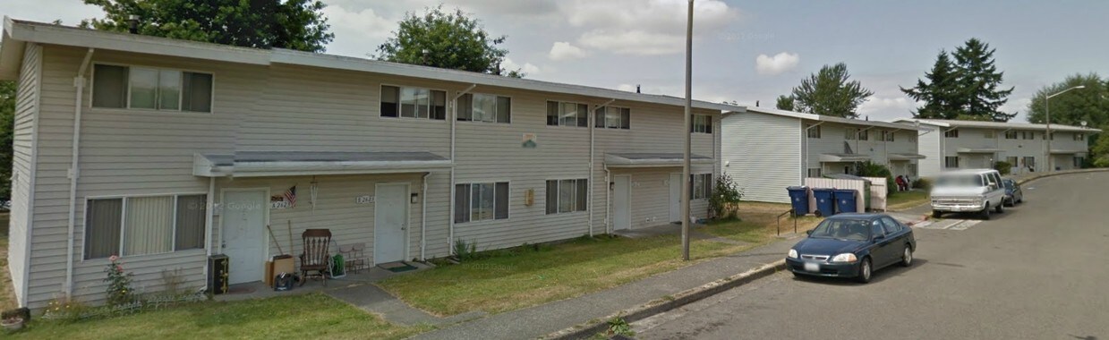 Primary Photo - 2605 Sunset Ln NE