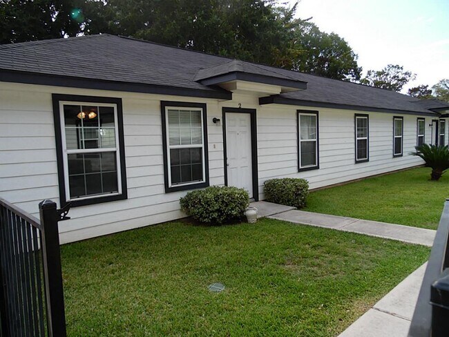 Foto del edificio - 200 W Worsham St