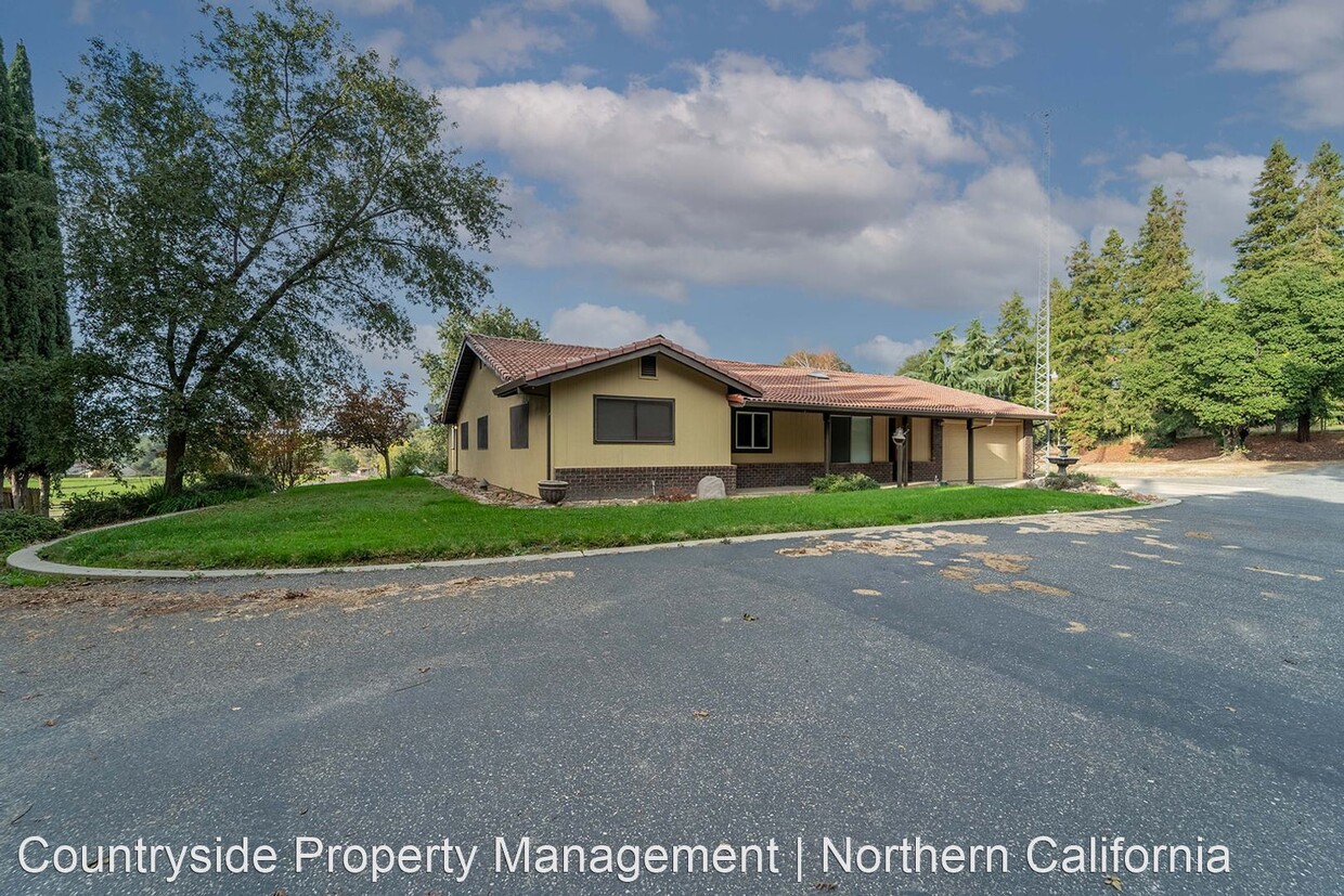 Primary Photo - 3 br, 2 bath House - 13400 Lancaster Road