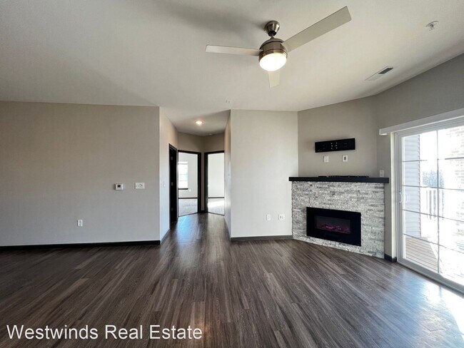 Building Photo - 2 br, 2 bath House - 2869 Spring Rose Circ...