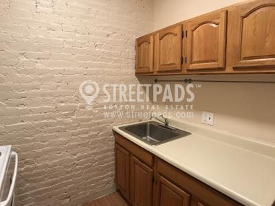 Building Photo - 2 bedroom in Boston MA 02115